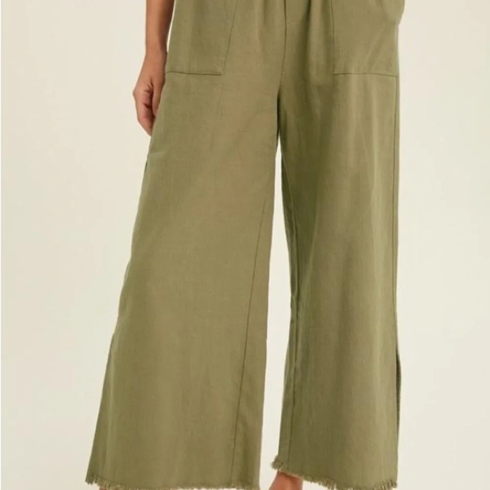 Olive Woven Pants with Slide Slit - Picture 4 of 4